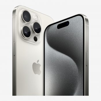 Slika pokazuje Iphone 15 pro max bijele boje sa prednje i zadnje strane.