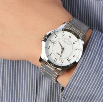 Casio MTP-V004D-7BUDF na ruci muški sat – Cehajic Visoko