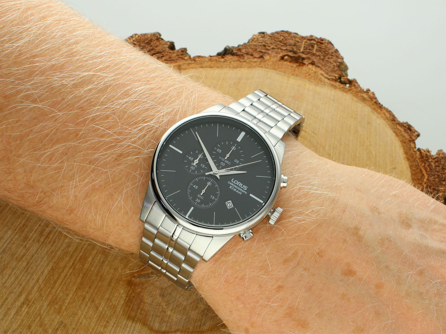 RM361JX-9_ on wrist RM361JX-9