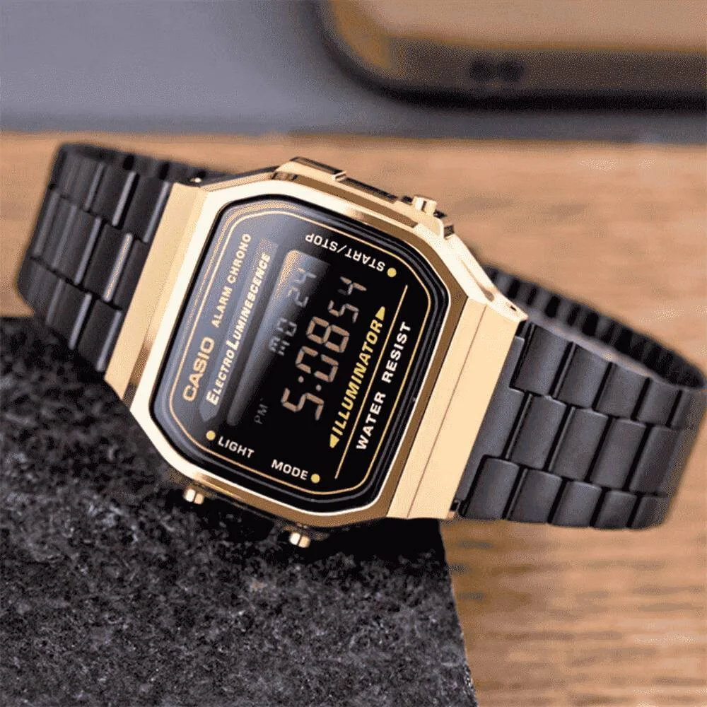 Casio A168WEGB-1B retro digitalni sat sa crnom narukvicom i zlatnim kućištem – Čehajjić Visoko