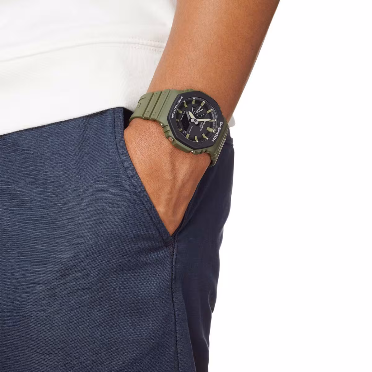 cehajjic-visoko-casio-g-shock-ga-2110su-3aer-muski-.jpg Casio G-Shock GA-2110SU-3AER muški sat u maslinasto zelenoj boji sa crnim detaljima – Čehajjić Visoko
