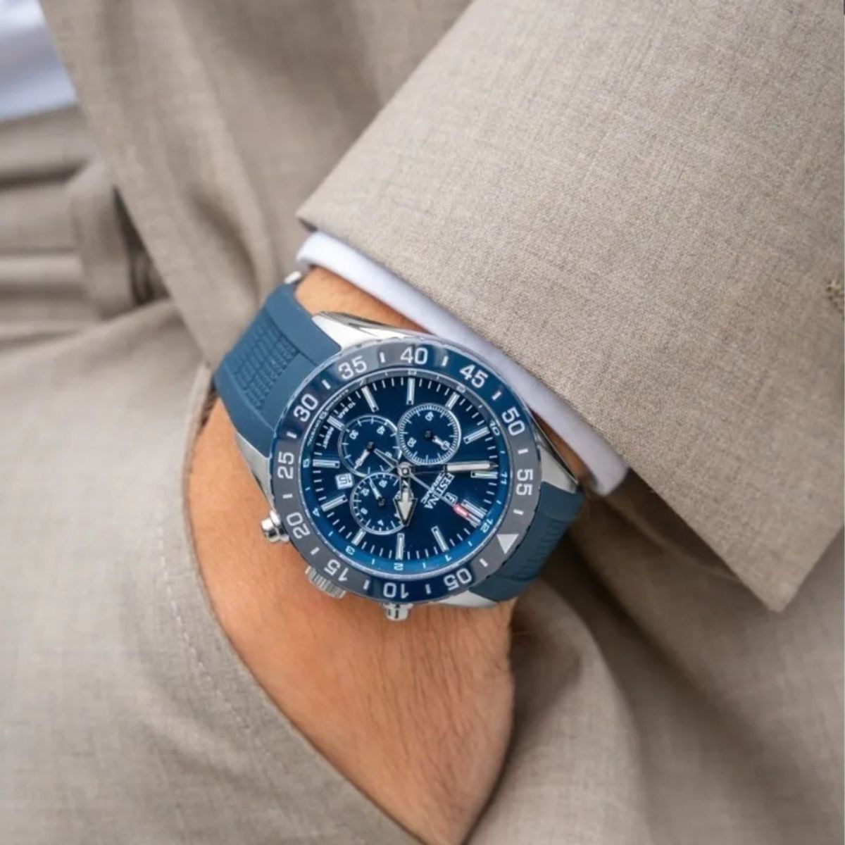 Festina Ceramic F20515/1 muški sat plavi keramički bezel safirno staklo silikonska narukvica