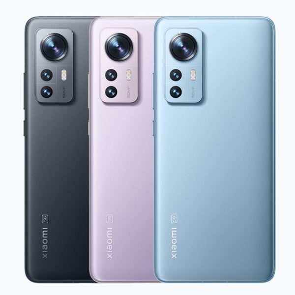 Kompaktni pametni telefon Xiaomi 12X sa 256GB interne memorije