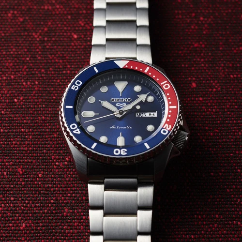 Seiko 5 Sports SRPD53K1 Pepsi automatski muški sat srebreno kućište plavi brojčanik metalna narukvica